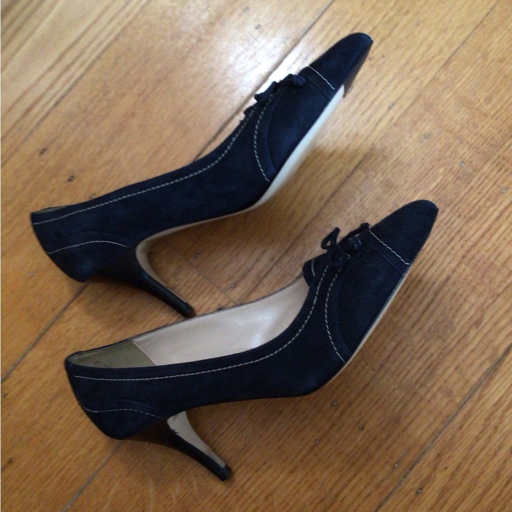 LK Bennett Navy Lucia pumps - Picture 2 of 5